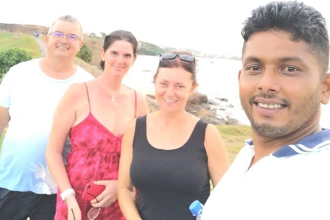 10 Days Sri Lanka Tour with Sujeewa - Day 5: Cave paintings, the Temple of the Tooth, and Kandy dance