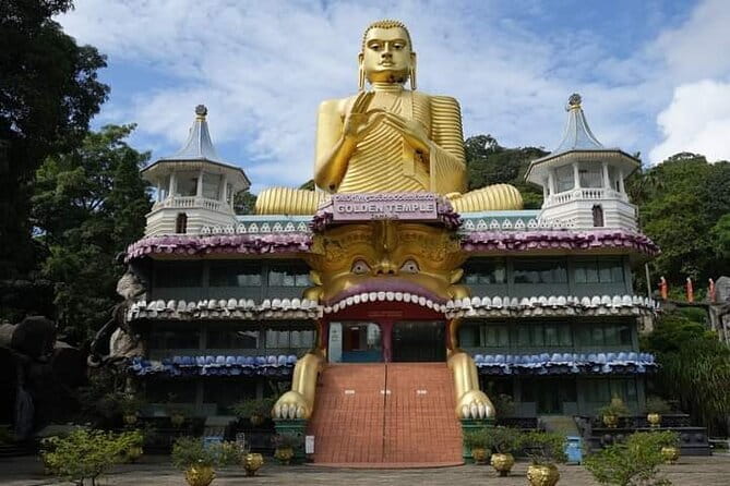 14 Days/ 13 Nights -Sri Lanka Tour on Culture, Wildlife & Beaches - Days 5 and 6: Kandy, temples, gardens, and tea