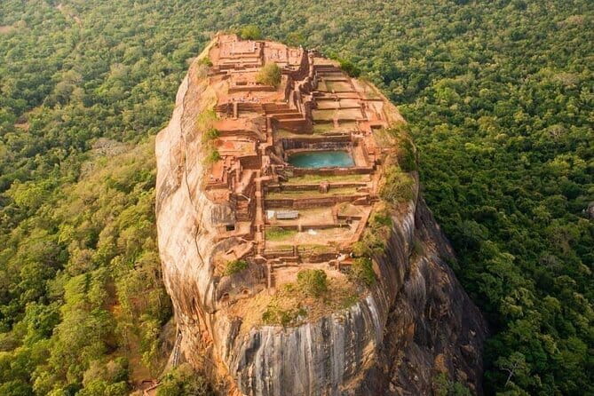 14 Days/ 13 Nights -Sri Lanka Tour on Culture, Wildlife & Beaches - What the $4,900 group price covers