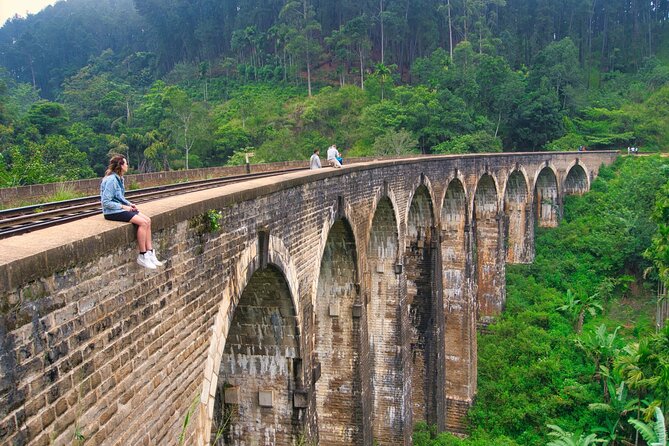 2 Day Tour of Yala & Ella with Hill Country Scenic Train Ride - All Inclusive - Little Adam’s Peak for an easy mountain viewpoint
