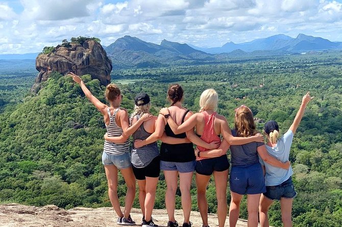 4 Days Tour to Kandy, Sigiriya & Nuwara Eliya - A four-day route from Colombo to Sri Lanka’s cultural triangle
