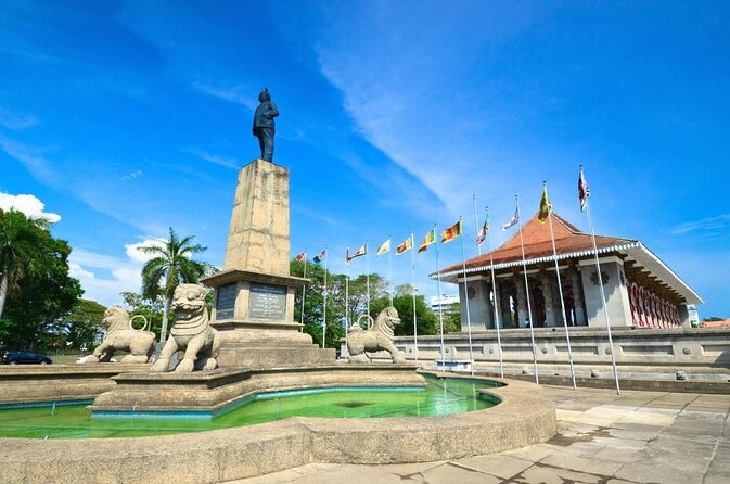 6 Days Private Vehicle with English Speaking Chauffeur - A private road trip through Sri Lanka’s big sights
