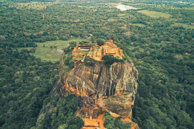 7 Day 6 Night Sri Lanka Culture and Beach Escape - From Sigiriya village life to the Lion Rock