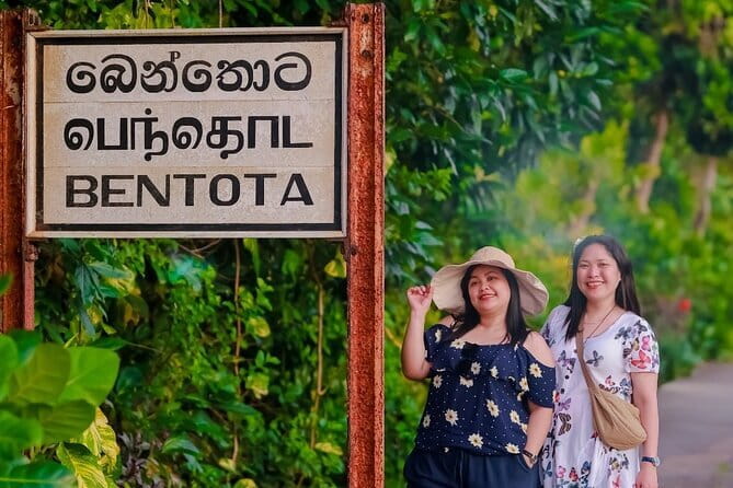 7 Days Sri Lanka Sightseeing Tour - Day 1: Sigiriya and a possible stop at Pinnawala