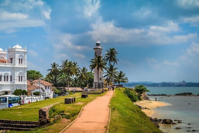 9 Days Guided Tour Through Sri Lanka - What the $727 price really buys you