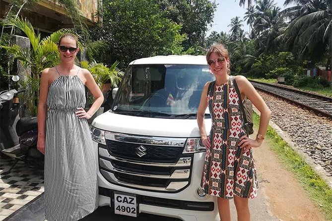 Airport transfers | Airport pickups and drops - Hikkaduwa - A private vehicle, not a shared shuttle