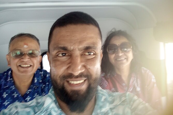 All inclusive colombo Tuk Tuk city tour - Pettah and the Jami Ul-Alfar Mosque