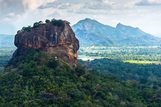 All Inclusive Sigiriya and Dambulla Private Day Tour from Colombo - Reaching the top of Sigiriya Rock