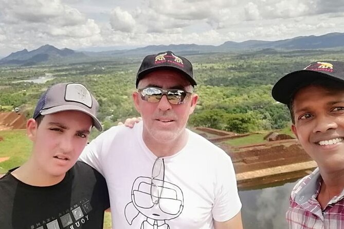 All Inclusive Sigiriya and Dambulla Private Day Tour from Colombo - What to know before you commit