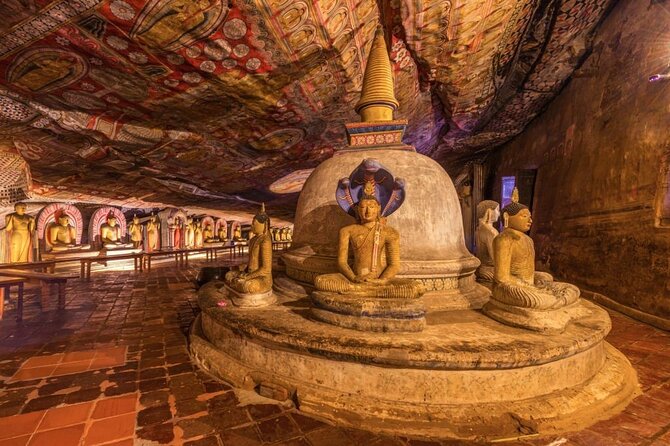 All Inclusive Sigiriya and Dambulla Private Day Tour from Colombo - The Golden Temple and its reclining Buddha