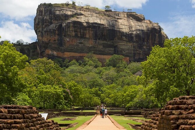 All-inclusive Sigiriya, Dambulla and Wildlife Safari from Colombo - Why this day works for a Colombo stay