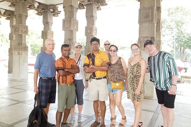 Colombo Bay Tuk Tuk City Tour - Town Hall, Independence Hall, and colonial Colombo
