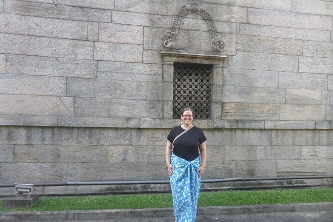 Colombo by Tuk Tuk – Sightseeing Entry Fees included - Colonial Colombo around Fort