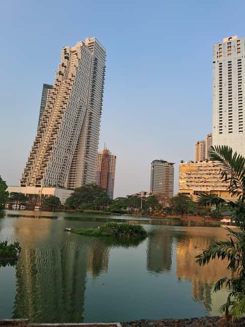 Colombo: City Sightseeing Tour by Car with Driver-Guide - Maritime Museum and Sambodhi Chaithya