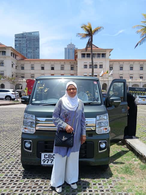 Colombo: City Sightseeing Tour by Car with Driver-Guide - Tea tasting and a taste of Ceylon