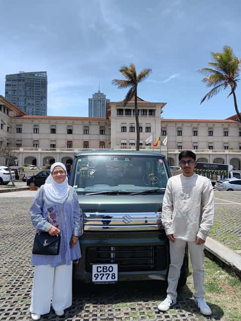 Colombo: City Sightseeing Tour by Car with Driver-Guide - Gangaramaya Temple and Sri Kailawasanathan Swami Temple