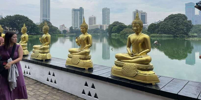 Colombo: City Sightseeing Tour by Tuk-Tuk with Pickup - Temples, kovil, and Viharamahadevi Park