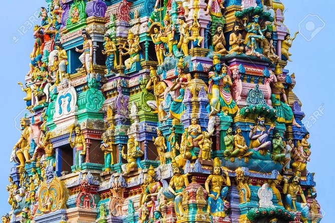 Colombo City Sightseeing - Seema Malaka: a quieter stop on Beira Lake