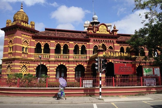 Colombo City Tour by Car – Private & All-Inclusive - Independence Square, Town Hall, and Viharamahadevi Park