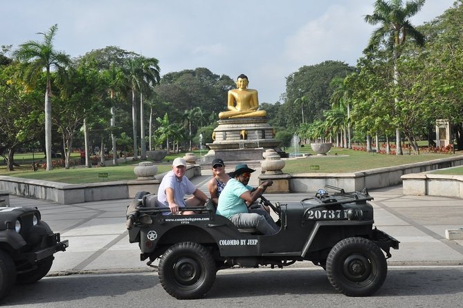 Colombo City Tour by War Jeep - Public Library, National Museum, and Nelum Pokuna Theatre