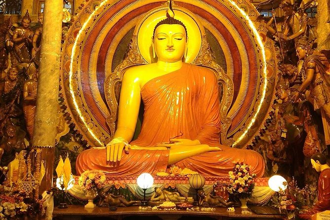 Colombo City Tour from Negombo - Independence Square and Nelum Pokuna Theatre
