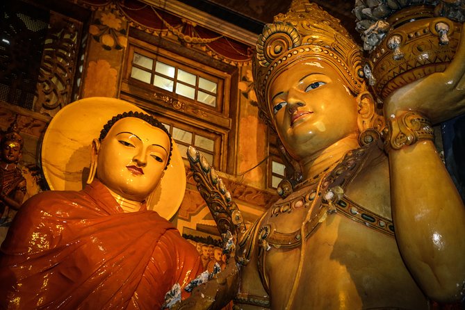Colombo City Tour (small group with pickup from Cruise ship) - Seema Malakaya Temple on Lake Beira