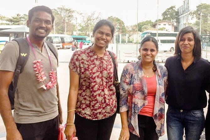 Colombo (CMB) Airport to Kandy City Private Transfer - What happens after your plane lands
