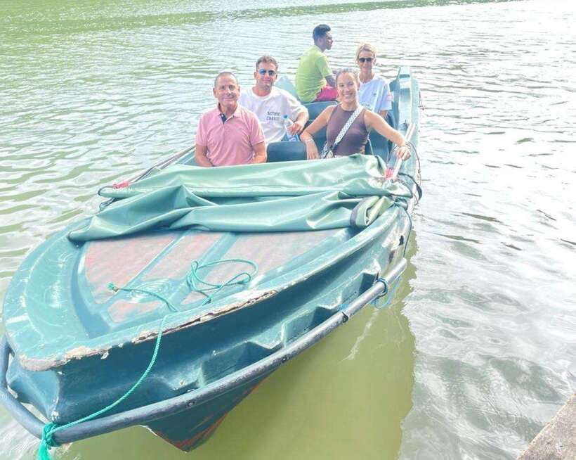 Colombo-Galle Fort, Boat Safari, Turtles, Amazing Group Tour - Meetiyagoda and the moonstone mine