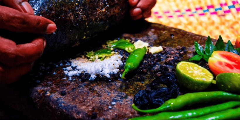 Colombo: Local Market Tour & Cooking Demo with Lunch - Cooking in a countryside family home