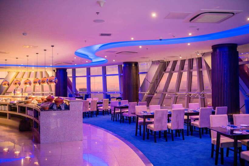 Colombo: Lotus Tower Celebration Dining Experience with Cake - Should you book the Blue Orbit celebration dinner?