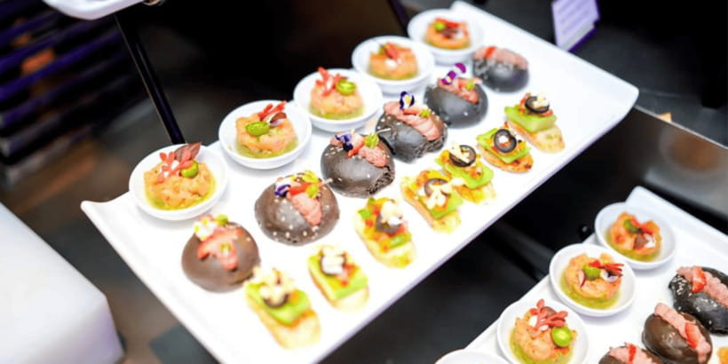 Colombo: Lotus Tower Experience with Lunch or Dinner Buffet - Who should book this experience?