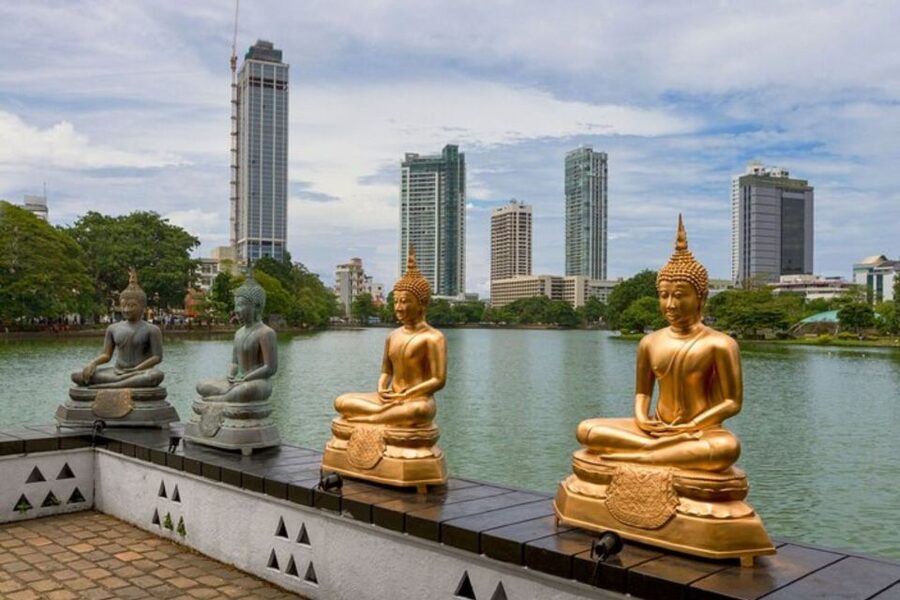 Colombo: Private custom tour with a local guide - Who will enjoy this most?