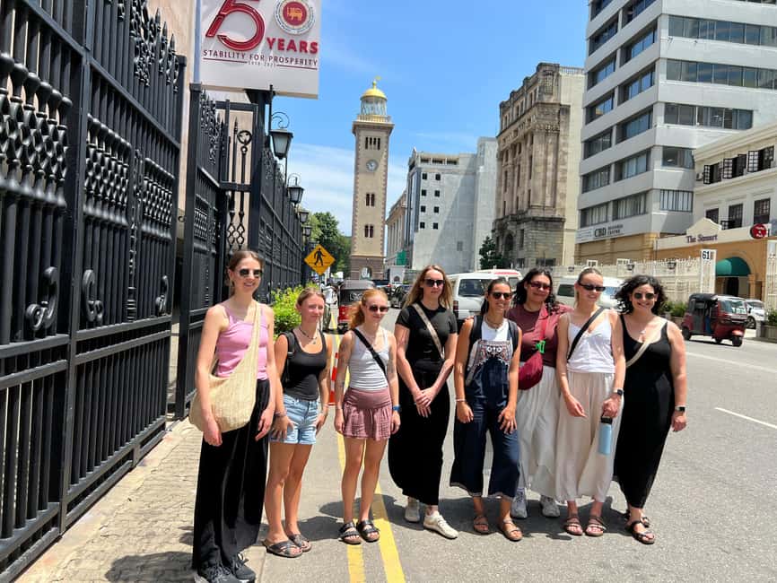 Colombo: Private Tuk-Tuk City Tour with All Entry Fees - Lotus Tower and the modern city