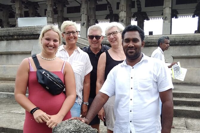 Colombo Sightseeing City Tour by Tuk-Tuk with Guide - Why a tuk-tuk makes sense in Colombo