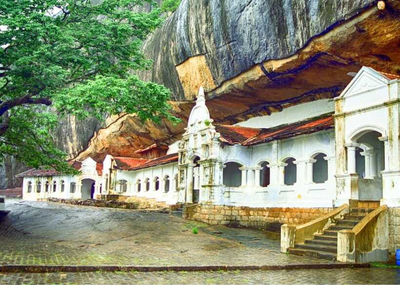 Colombo: Sri Lanka Cultural Triangle Hotspots 2-Day Tour - Minneriya safari: a worthwhile extra with a separate bill