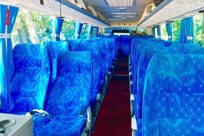 Colombo to Kandy Bus (Reserved Seats) - Air Conditioned - What the bus setup means for comfort
