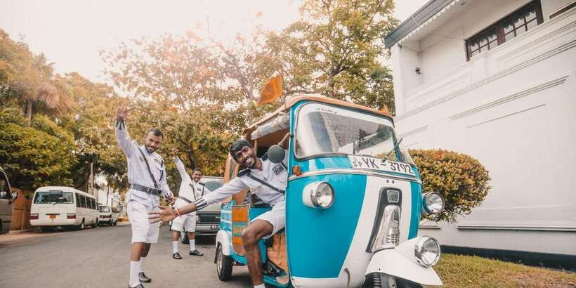 Colombo: Tuk Tuk City Highlights Tour with Lunch - Who should book this Colombo tour