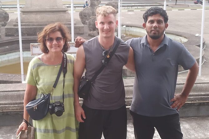 Colombo Tuk Tuk City Tour - Jami Ul-Alfar Mosque and the streets of Pettah