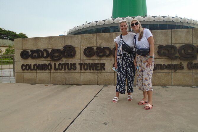 Colombo Tuk Tuk City Tour -Sightseeing Entry Fees & Food Included - Key points at a glance