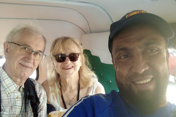 Colombo Tuk Tuk city tour with friendly Tuk driver(All inclusive) - Independence Memorial Hall and the final contrast