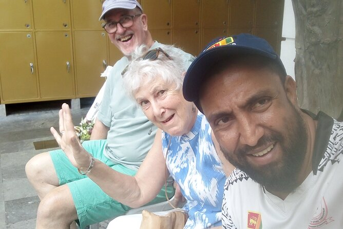 Colombo Tuk Tuk city tour with friendly Tuk driver(All inclusive) - Port City and Colombo’s changing waterfront