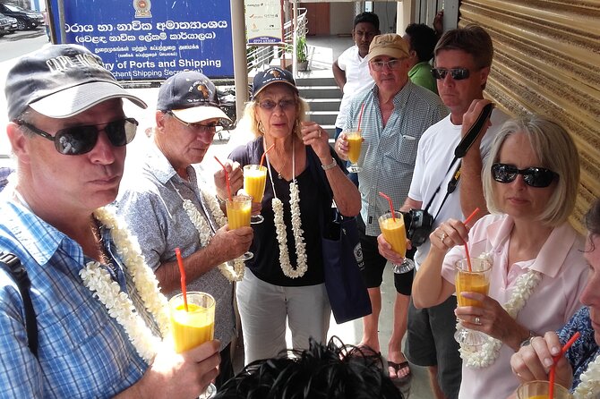 Colombo TUK TUK CITY Tours -Sightseeing Entry Fees - Galle Face Green and the Seaside Finish