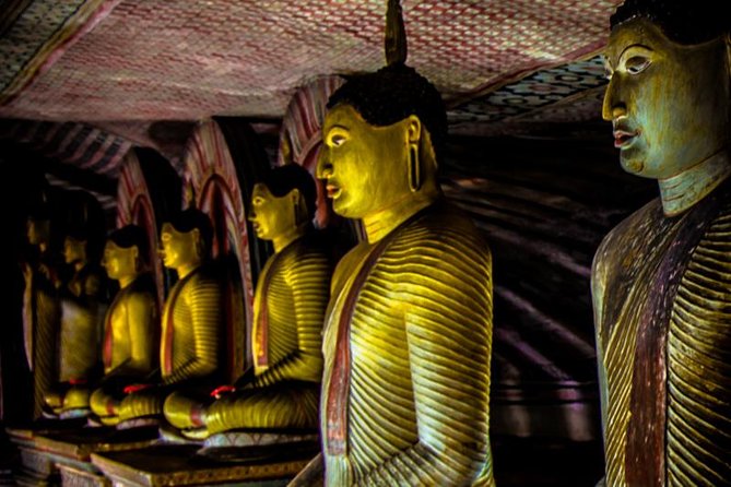 Day Tour from Colombo to Sigiriya, Dambulla & Polonnaruwa - Three ancient sites, one very long day