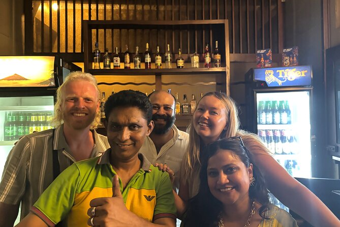 Dodgy Bar Tour in Colombo - What Dilshan Adds to the Evening