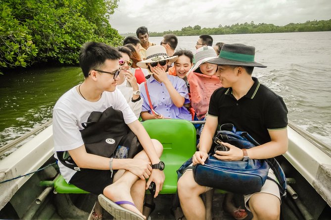 Exclusive: Southern Sri Lanka Sightseeing Private Day Trip - Lunch near the Madu River