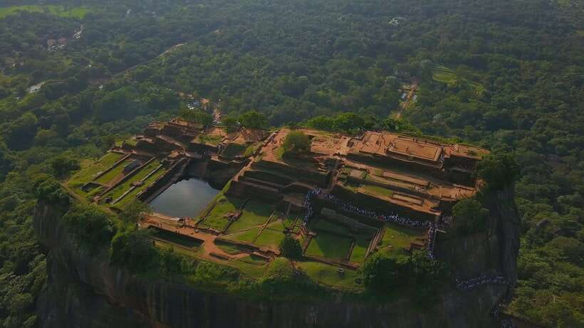From Colombo: All Inclusive Sigiriya, Dambulla &Village Tour - A village lunch with cooking and lake travel