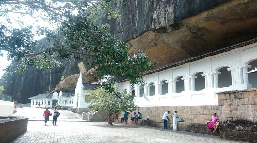 From Colombo: All Inclusive Sigiriya, Dambulla &Village Tour - The guide and group experience