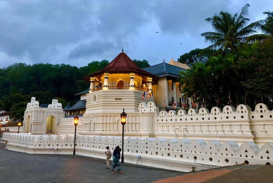 From Colombo: Kandy Temple of Tooth & Elephant Orphanage - Why this Colombo to Kandy day trip works
