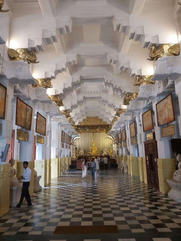 From Colombo: Kandy Temples and Pinnawala Full-Day Tour - The road day from Colombo or Negombo