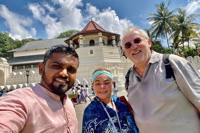 Guided Multi-Day Journey around Sri Lanka with Expert Driver - Day 2: Dambulla, Kandy, and Kandyan dance